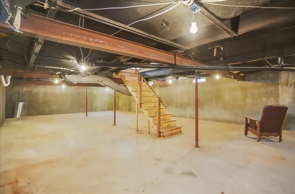 955 West Lakeshore Drive Colchester VT 05446