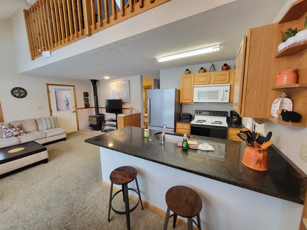 41 Jack O' Lantern Drive Woodstock NH 03262