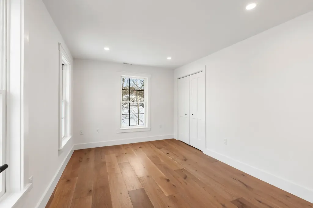 17 Piscassic Road Newfields NH 03856