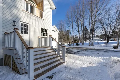 17 Piscassic Road Newfields NH 03856