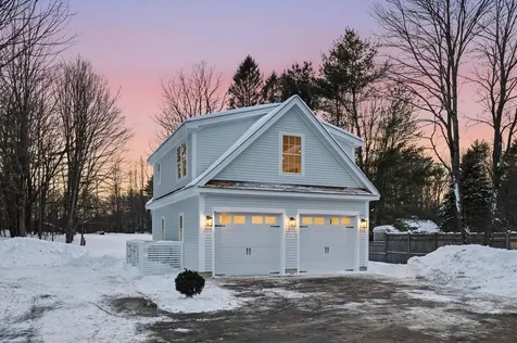 17 Piscassic Road Newfields NH 03856