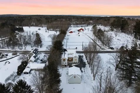 17 Piscassic Road Newfields NH 03856