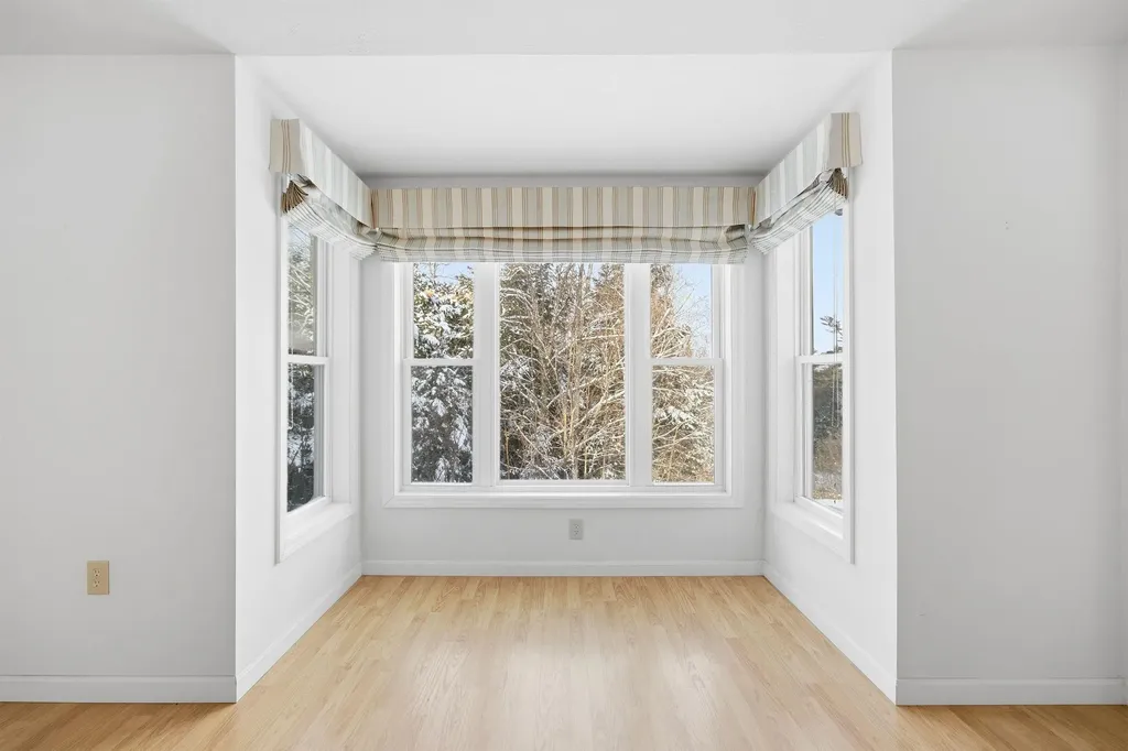 154 Bell Road Plymouth NH 03264