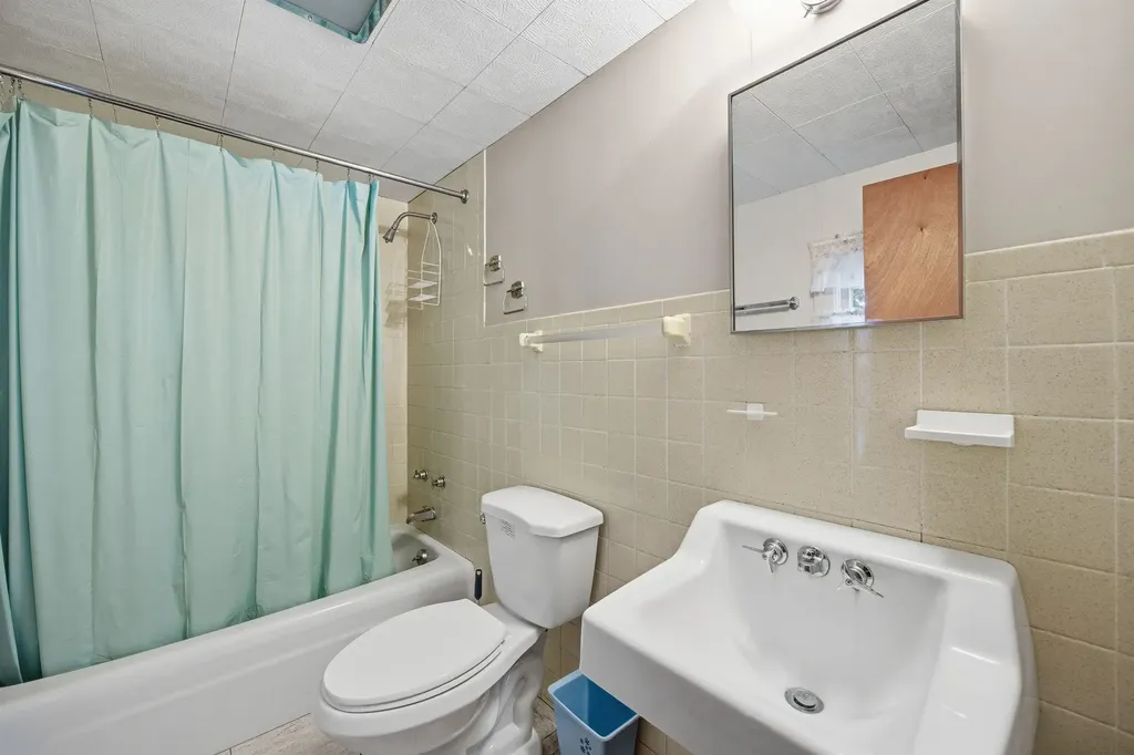 154 Bell Road Plymouth NH 03264