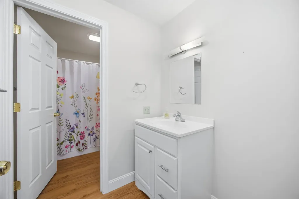 154 Bell Road Plymouth NH 03264