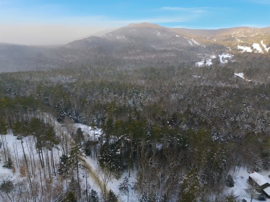 154 Bell Road Plymouth NH 03264