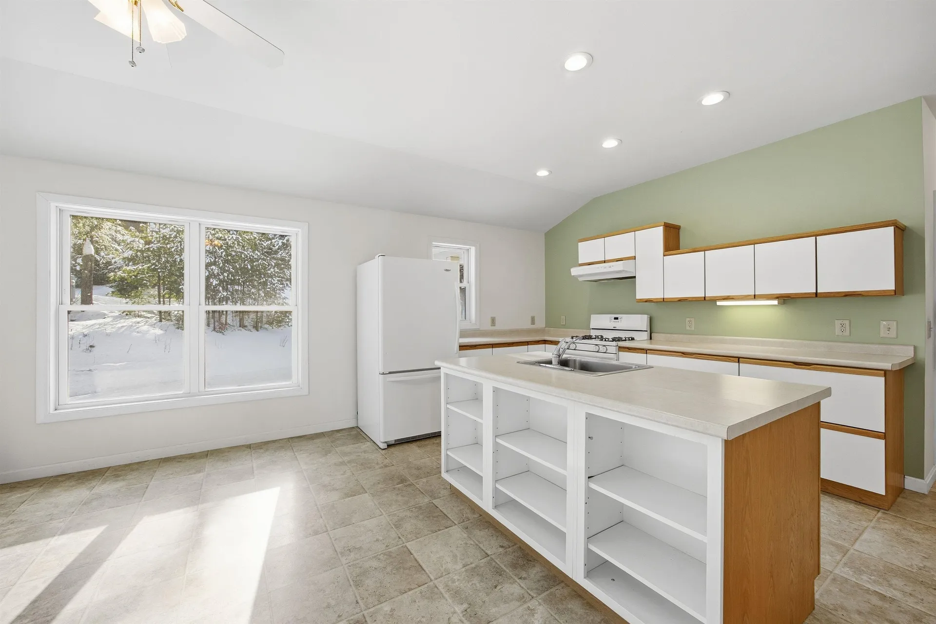 154 Bell Road Plymouth NH 03264