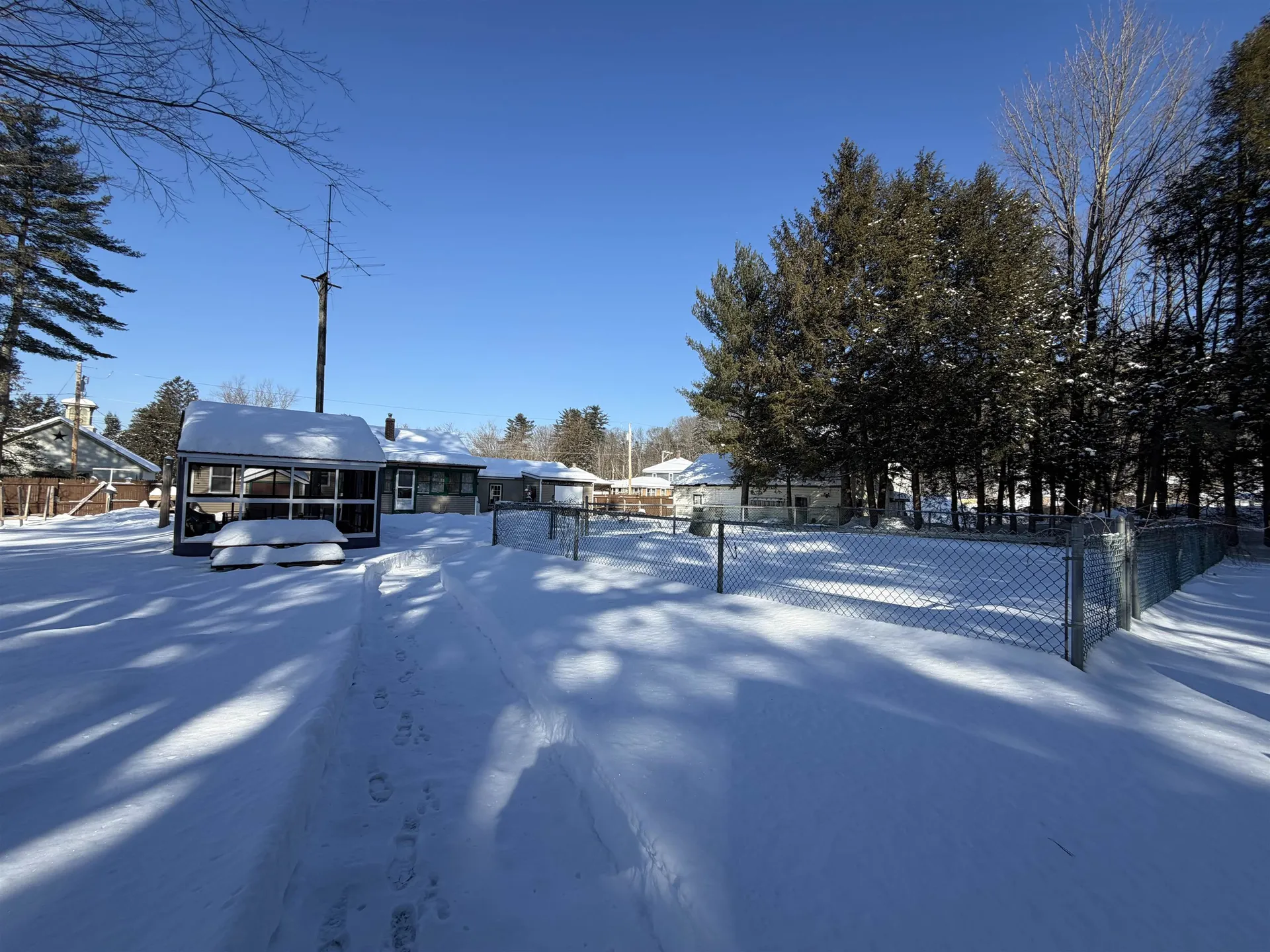 10 Swan Street Winchester NH 03470