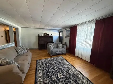 10 Swan Street Winchester NH 03470