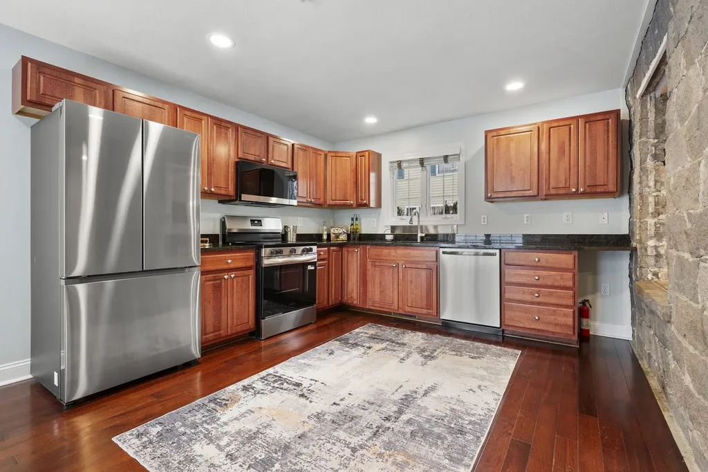 322 Nashua Street Milford NH 03055