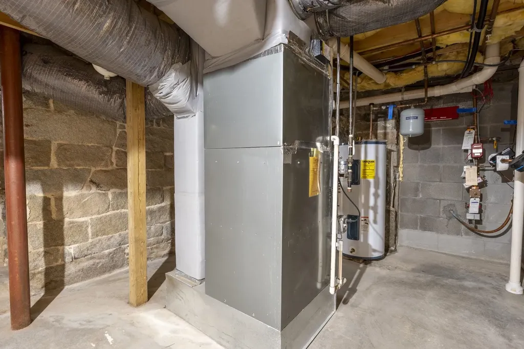 322 Nashua Street Milford NH 03055