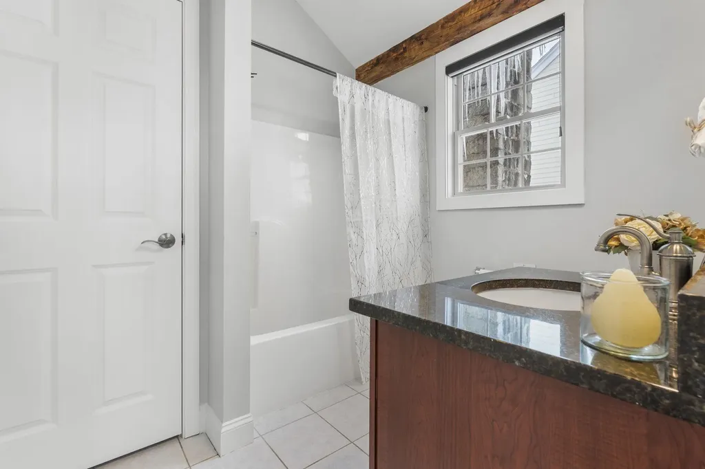 322 Nashua Street Milford NH 03055