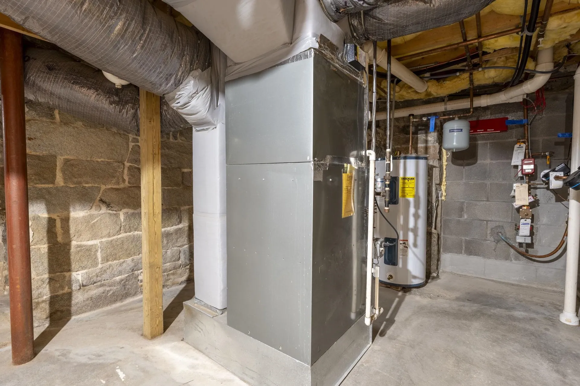 322 Nashua Street Milford NH 03055