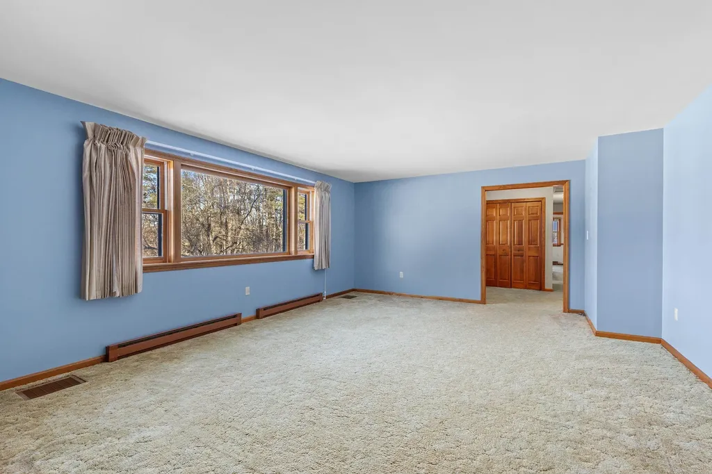 26 Emily Lane Newbury NH 03255