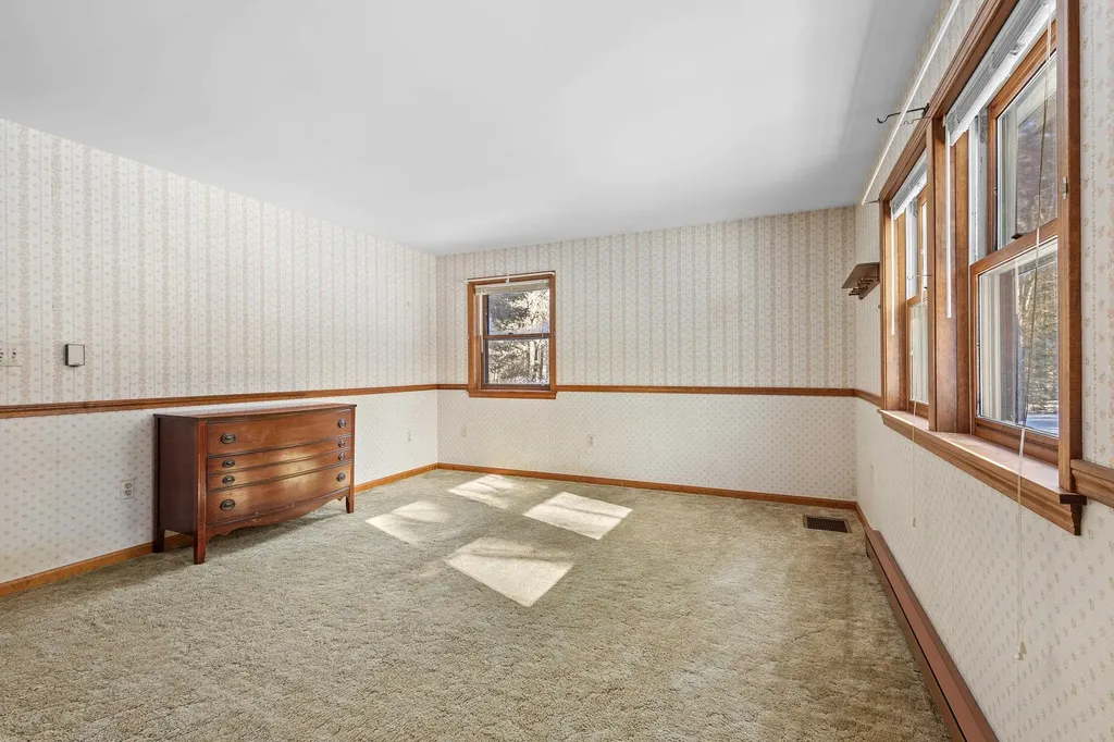 26 Emily Lane Newbury NH 03255