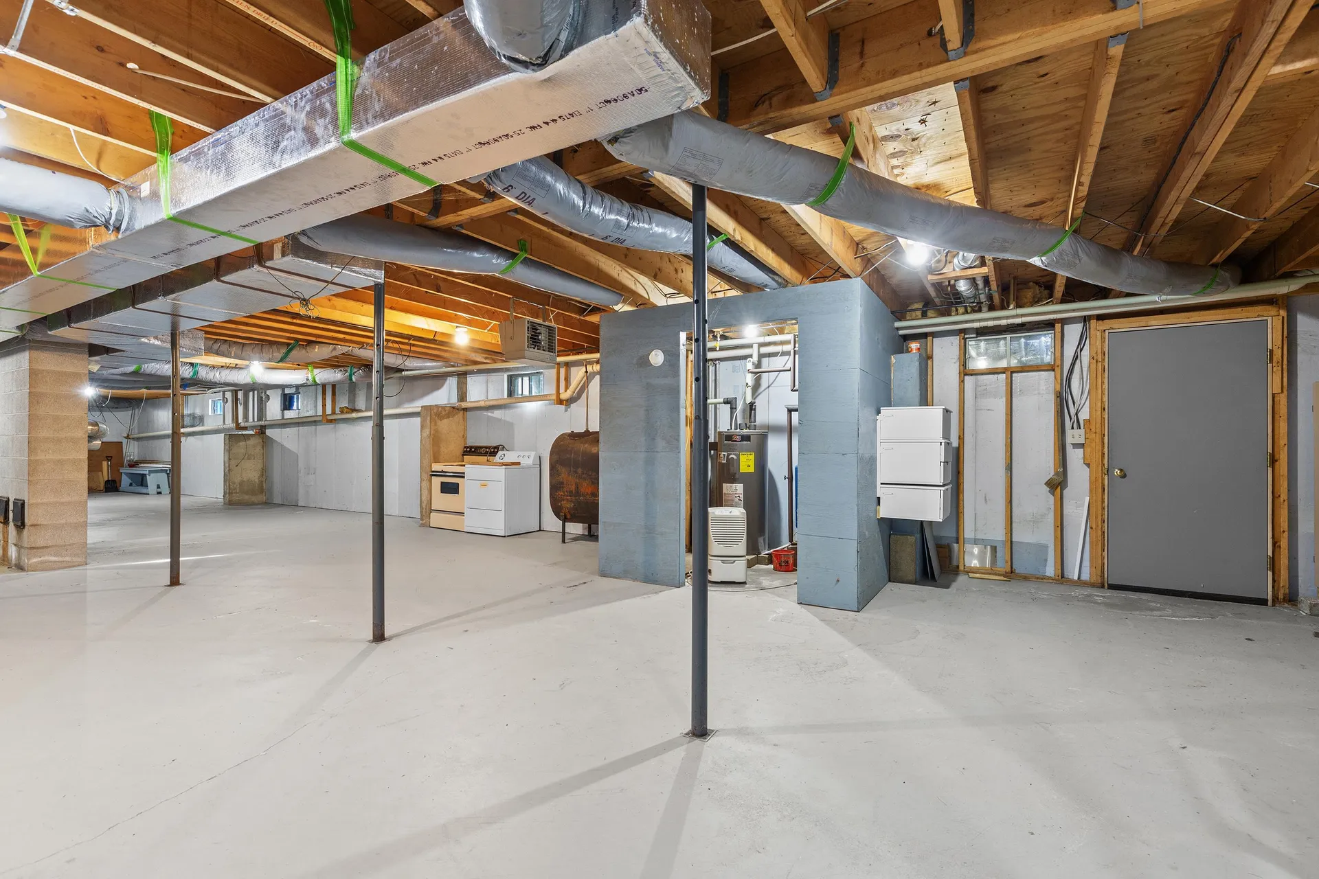 26 Emily Lane Newbury NH 03255