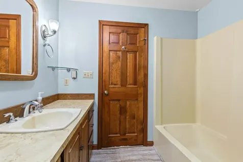 26 Emily Lane Newbury NH 03255