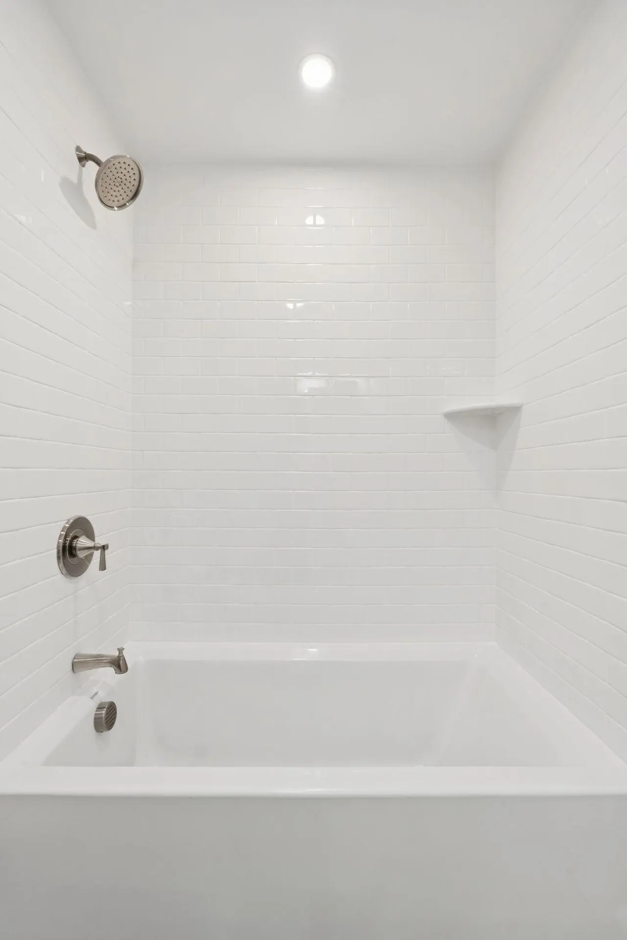 13 Landing Way Rochester NH 03809