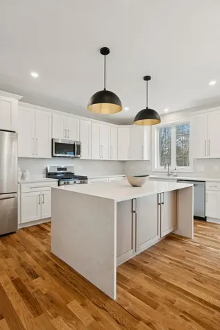 13 Landing Way Rochester NH 03809