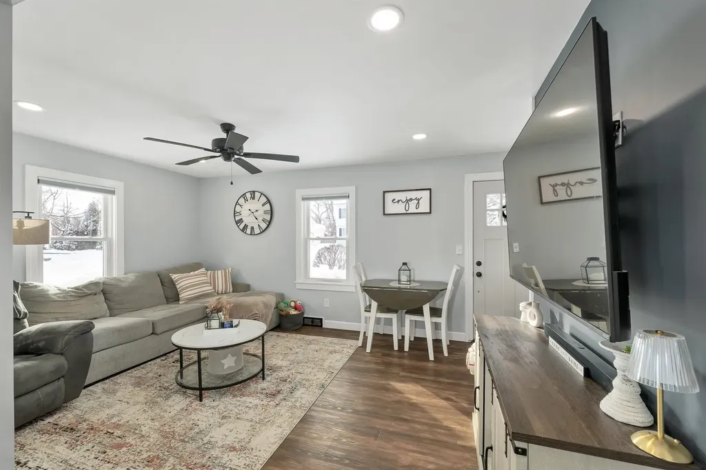 22 Constance Street Bedford NH 03110