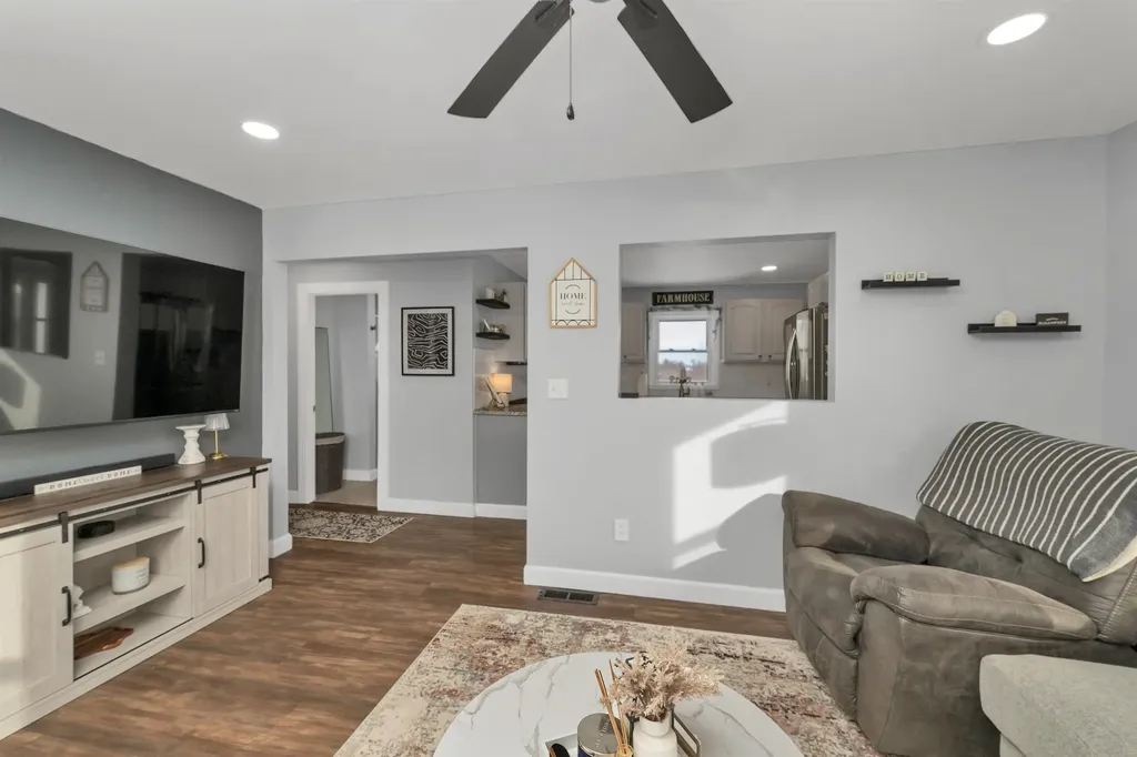 22 Constance Street Bedford NH 03110