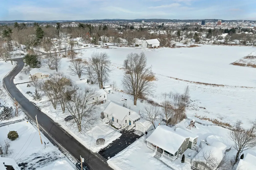 22 Constance Street Bedford NH 03110