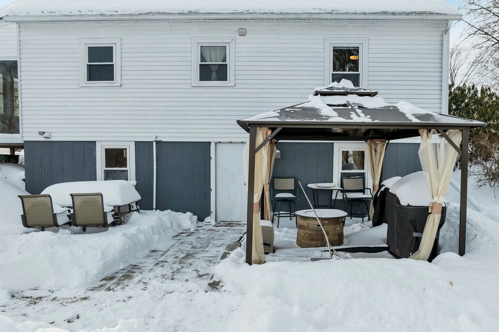 22 Constance Street Bedford NH 03110