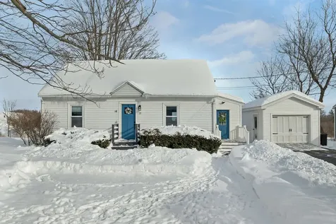 22 Constance Street Bedford NH 03110