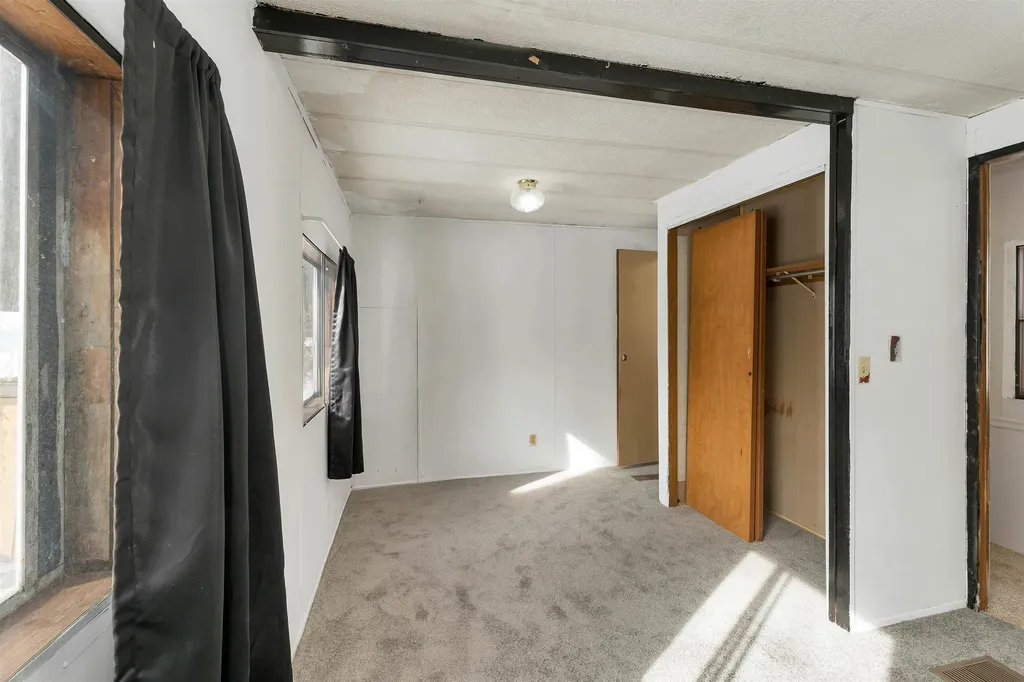 12 Cornwall Avenue Exeter NH 03833