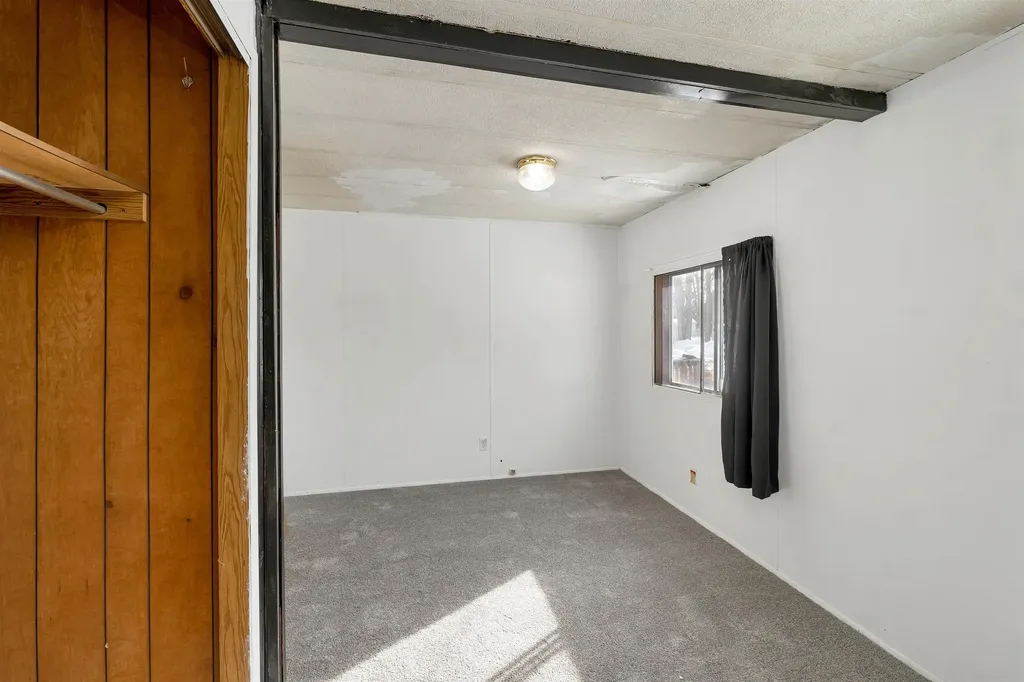 12 Cornwall Avenue Exeter NH 03833