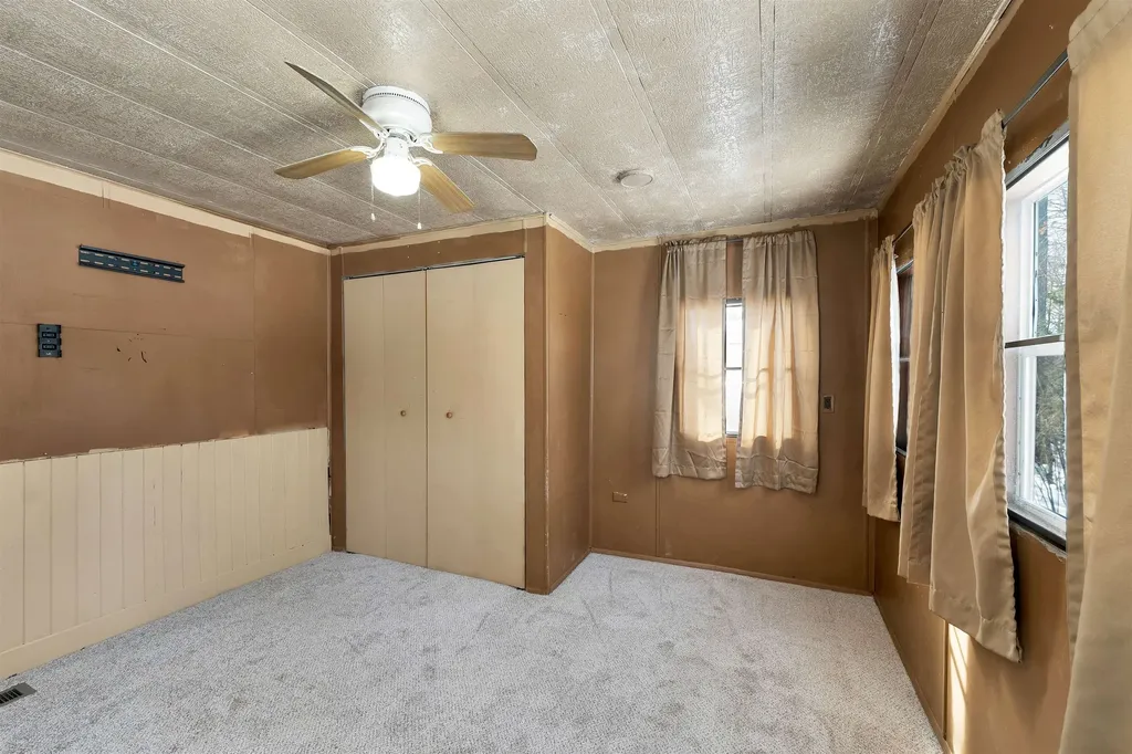 12 Cornwall Avenue Exeter NH 03833