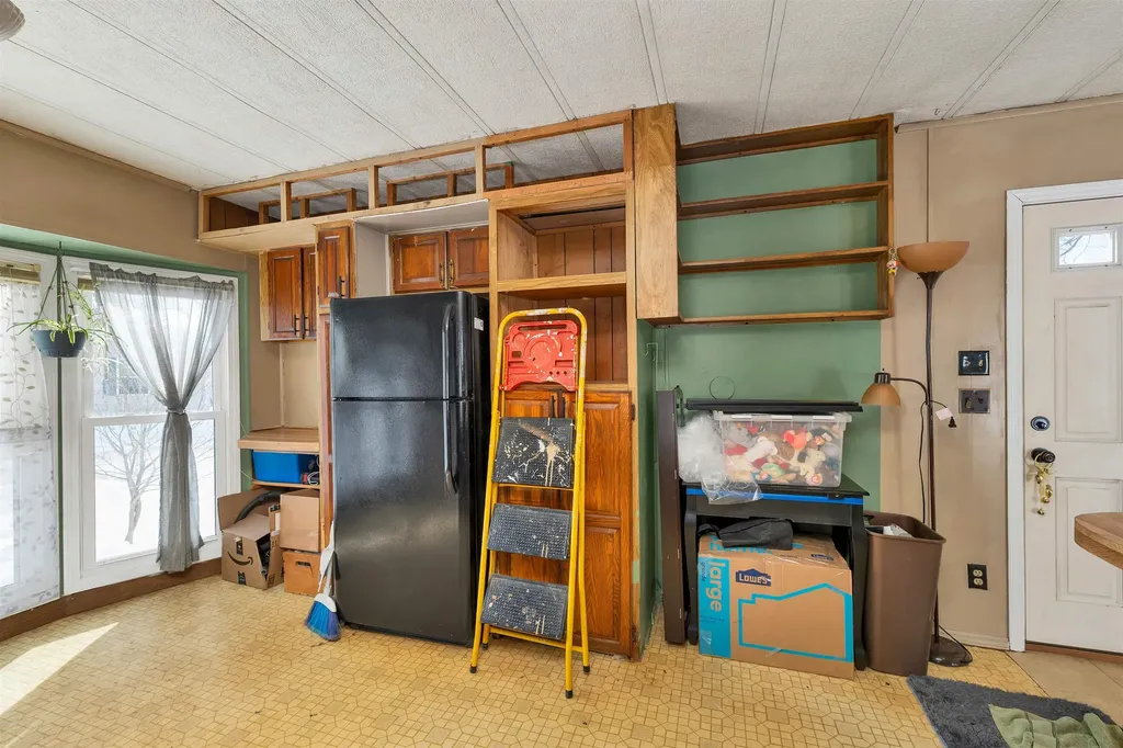 12 Cornwall Avenue Exeter NH 03833