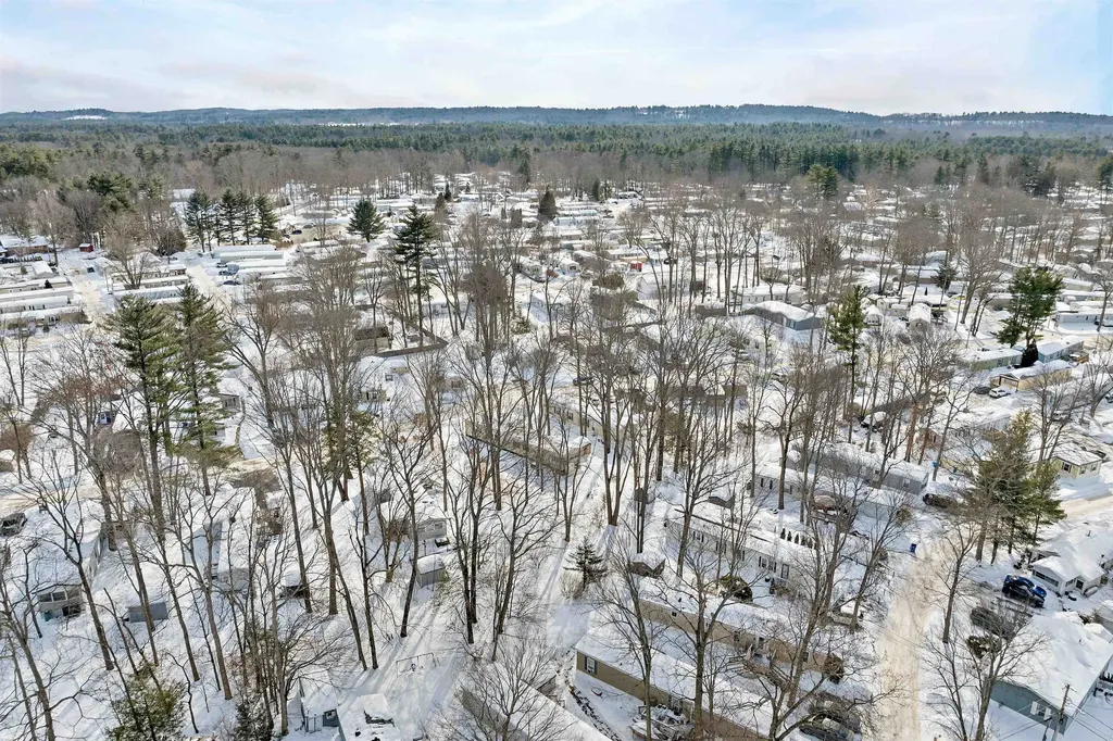 12 Cornwall Avenue Exeter NH 03833