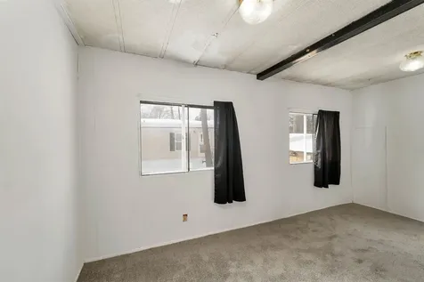 12 Cornwall Avenue Exeter NH 03833