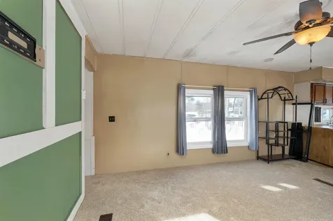 12 Cornwall Avenue Exeter NH 03833