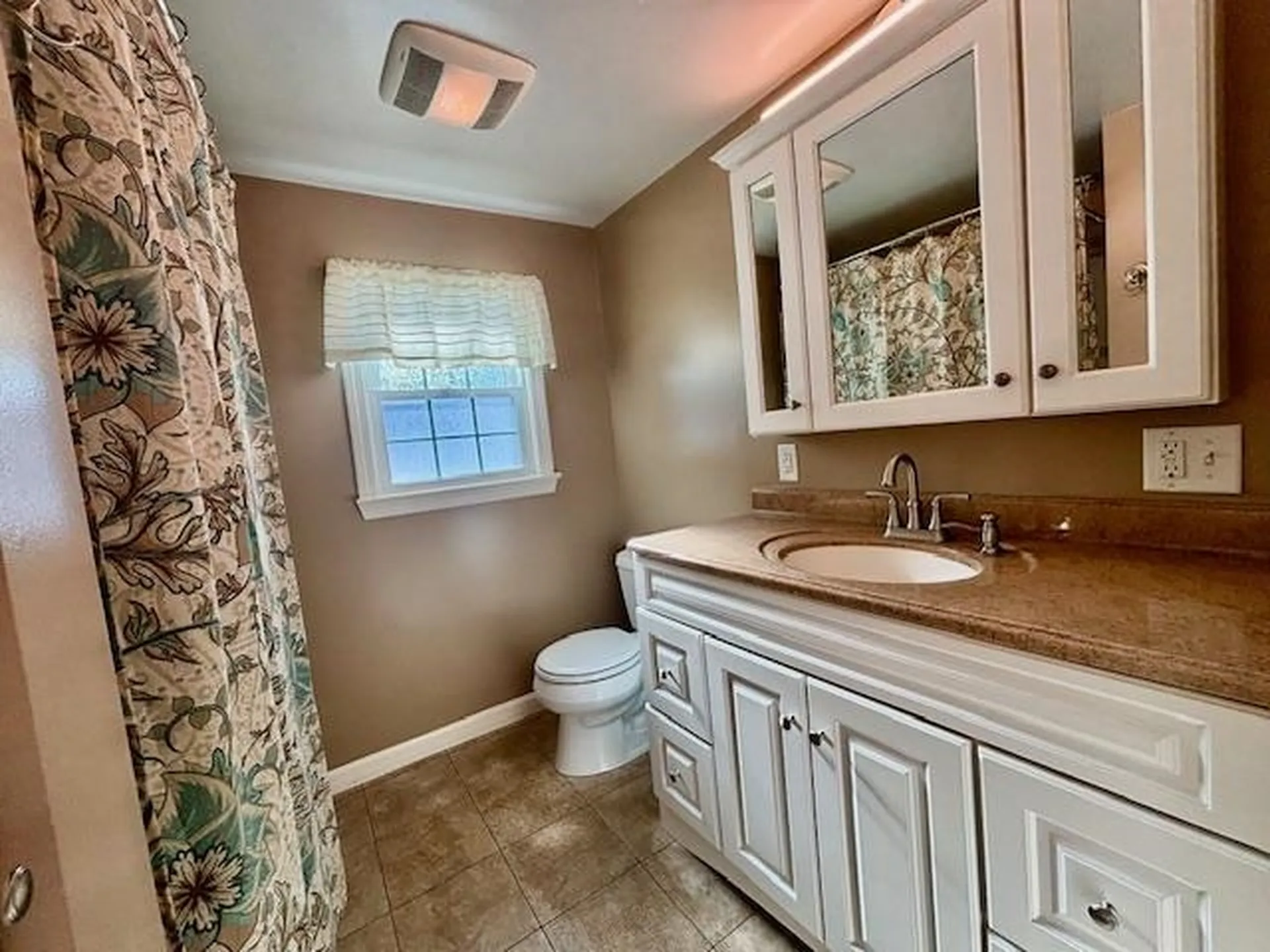 20 Grandview Road Bow NH 03304