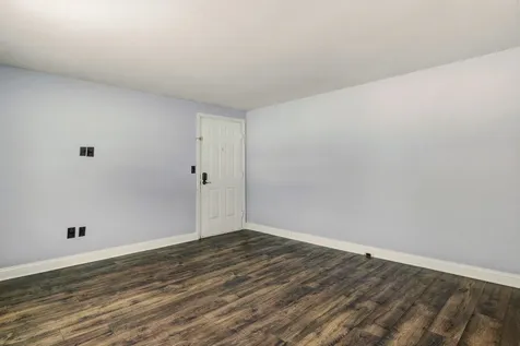 93 Henry Law Avenue Dover NH 03820