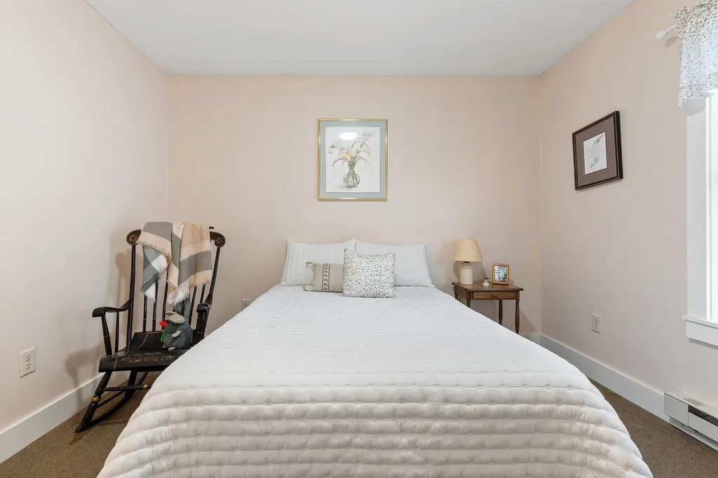 30 Pine Street Newport NH 03773