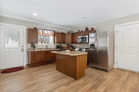 30 Pine Street Newport NH 03773