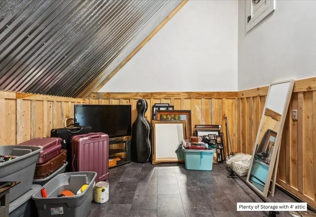 201 Mockingbird Way Franklin VT 05457