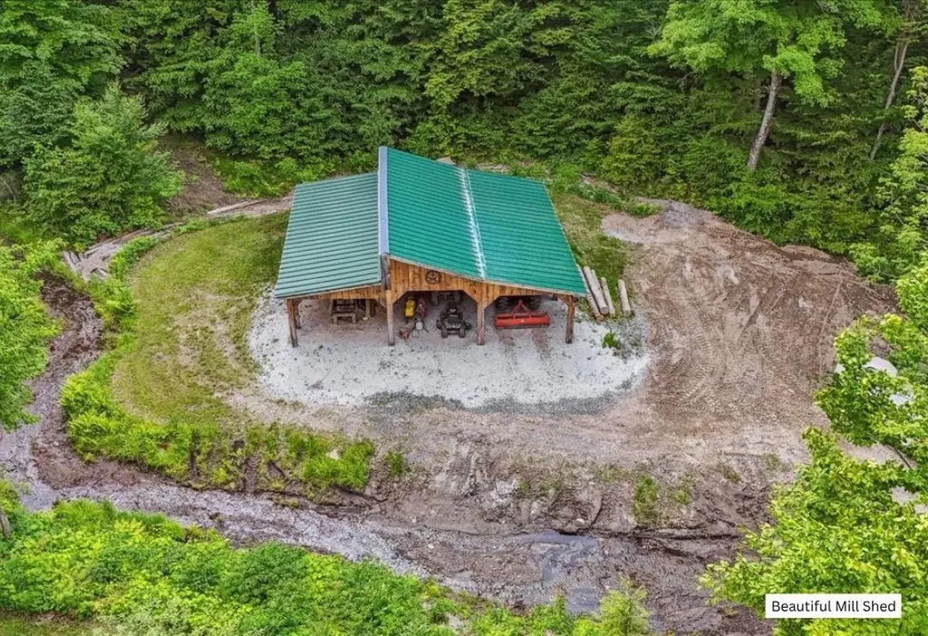 201 Mockingbird Way Franklin VT 05457