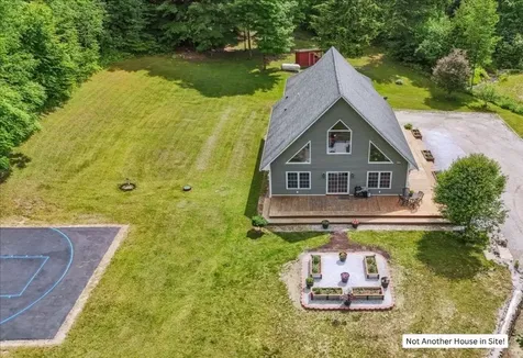 201 Mockingbird Way Franklin VT 05457