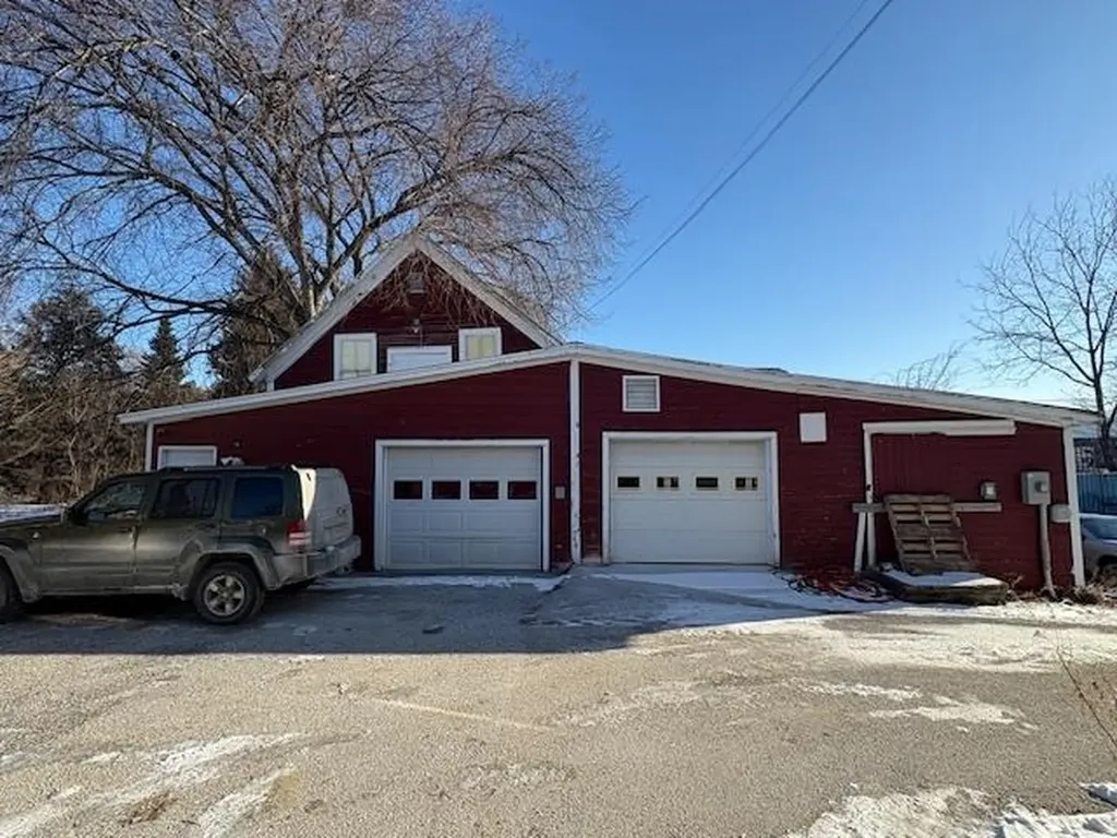 3892 Us Route 7 Pittsford VT 05733