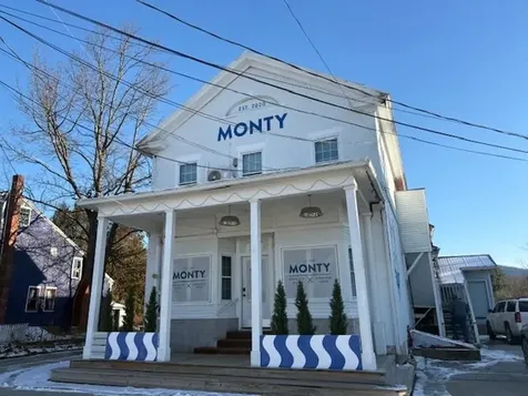 3892 Us Route 7 Pittsford VT 05733