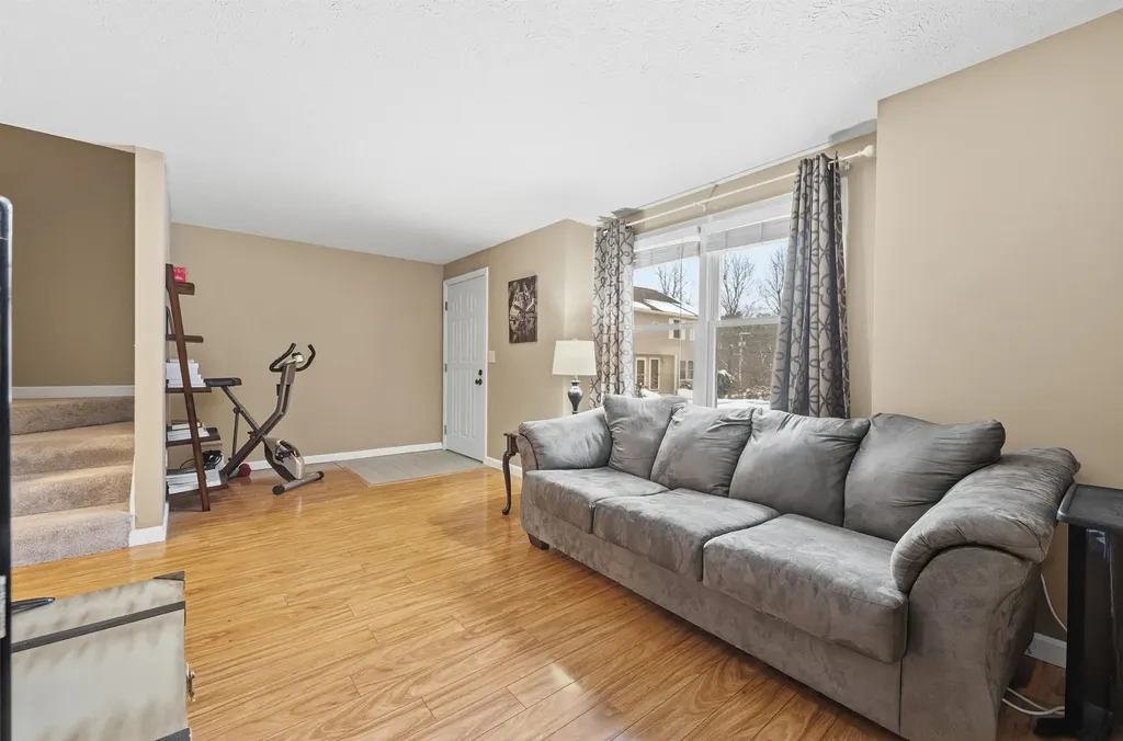 46 Andover Down Nashua NH 03063