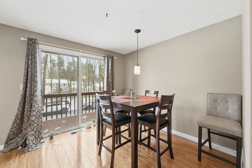 46 Andover Down Nashua NH 03063