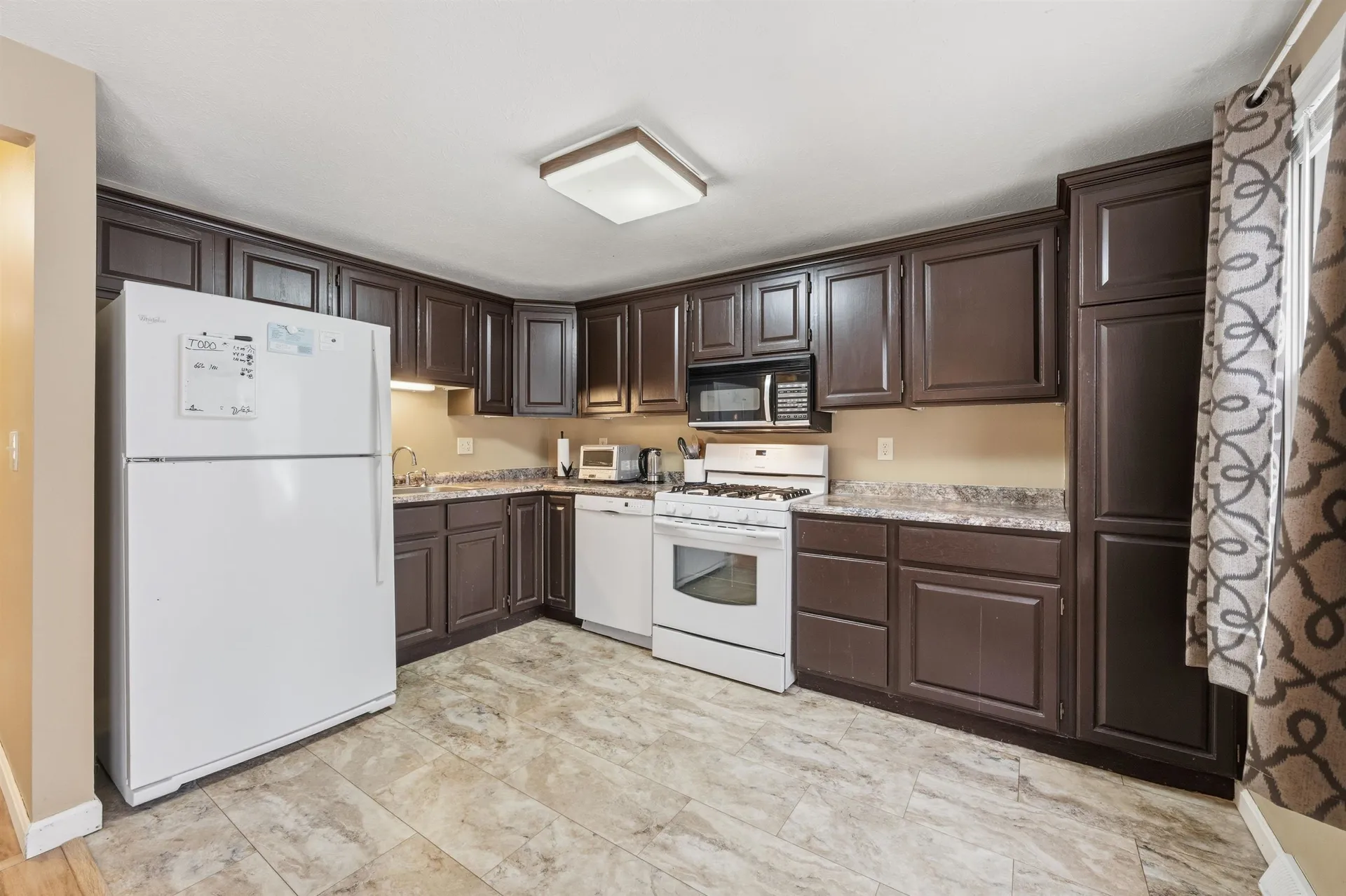 46 Andover Down Nashua NH 03063