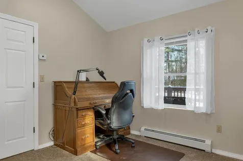 11 E Dunbarton Road Goffstown NH 03045