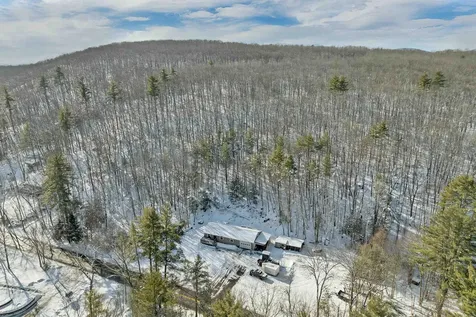 11 E Dunbarton Road Goffstown NH 03045