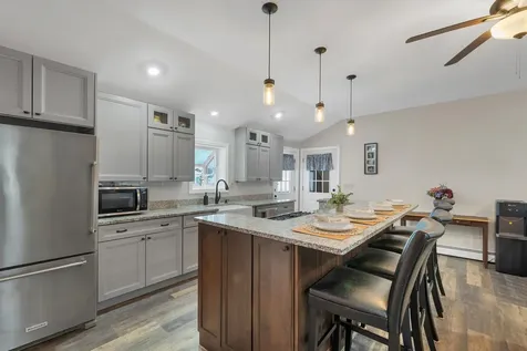 11 E Dunbarton Road Goffstown NH 03045